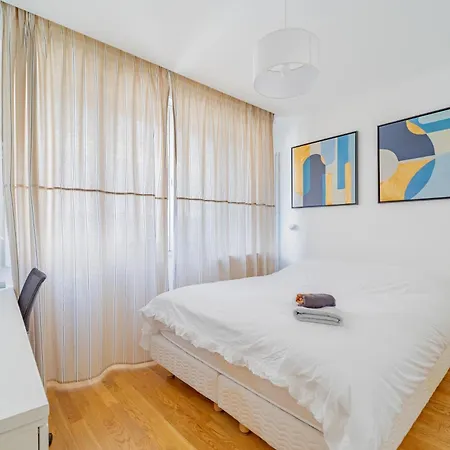 Nice In City Center With Parking Boulogne-Billancourt